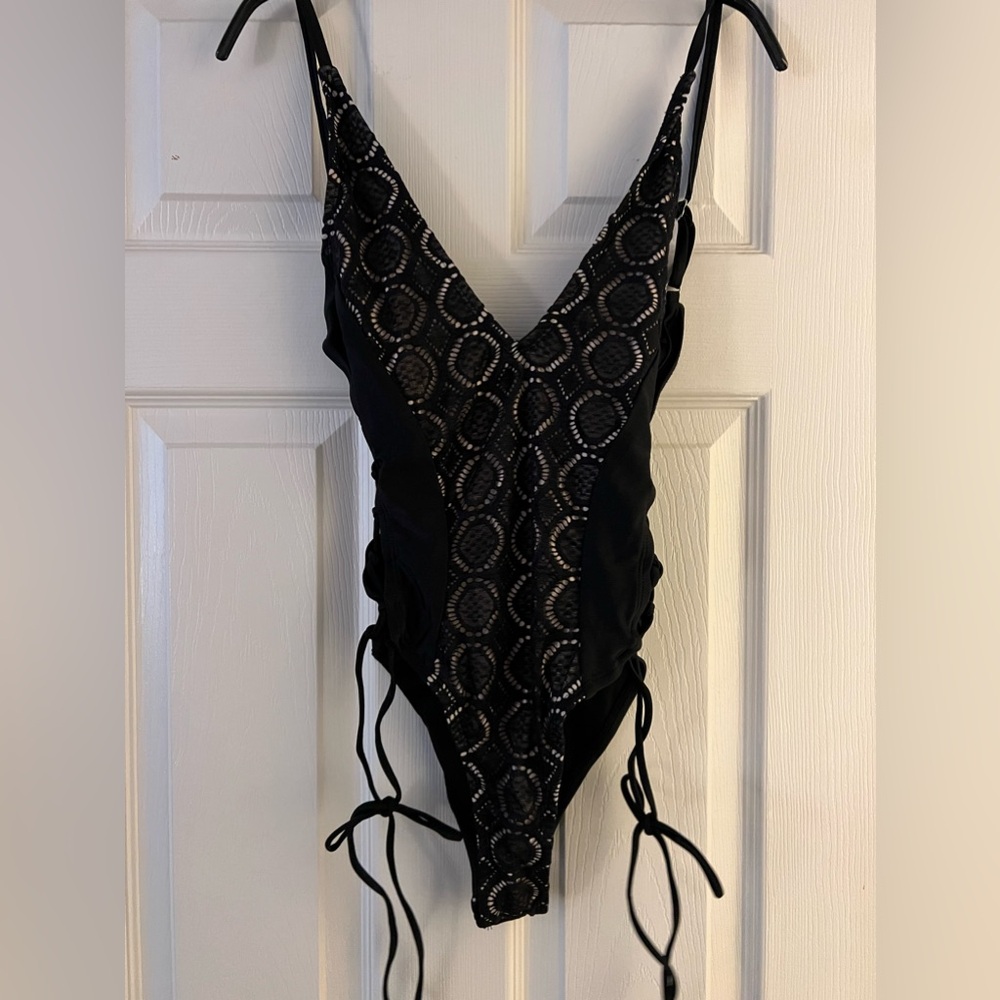 New one piece bathing suit